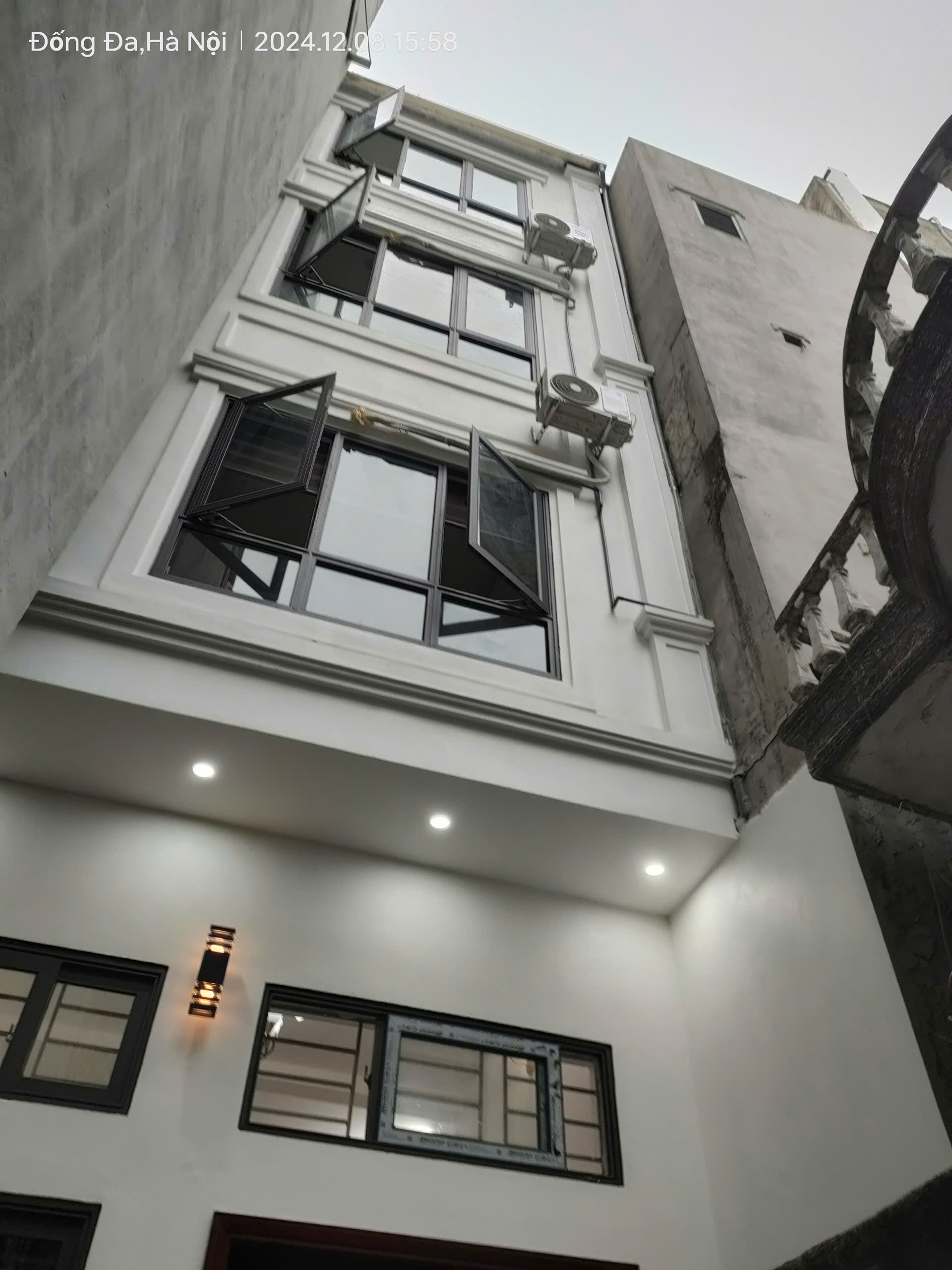  Bán gấp giá rẻ Lò Đúc 36m, 5 tầng, mặt tiền 6m, 11.5 tỷ Hai Bà Trưng. 