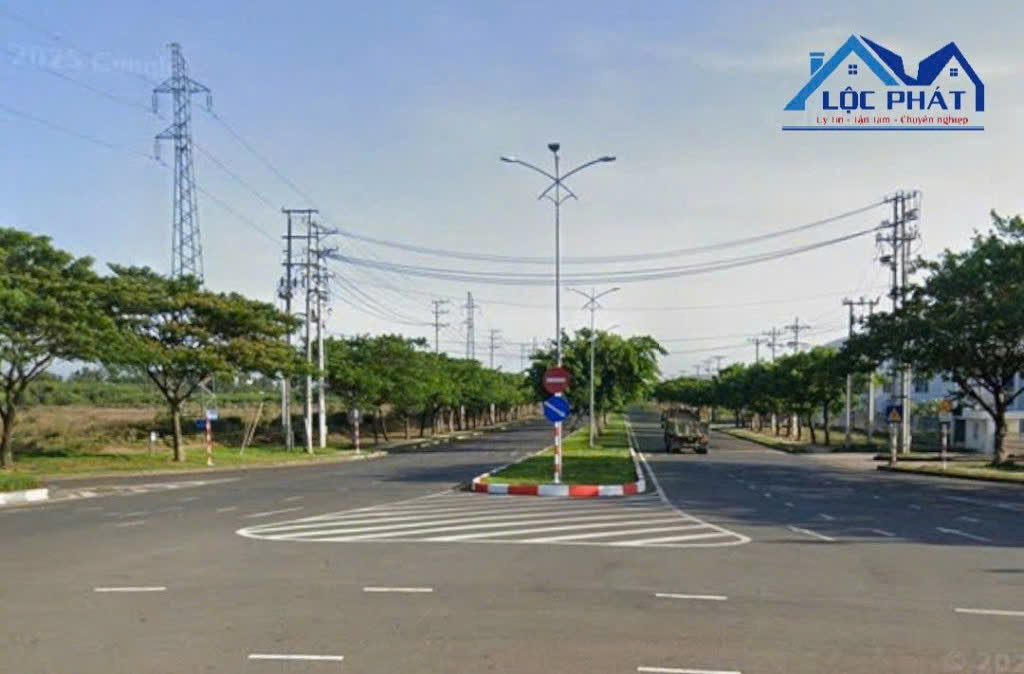  Bán đất SKK 13.000m2 KCN Châu Đức, Bà Rịa Vũng Tàu 38,9 tỷ 