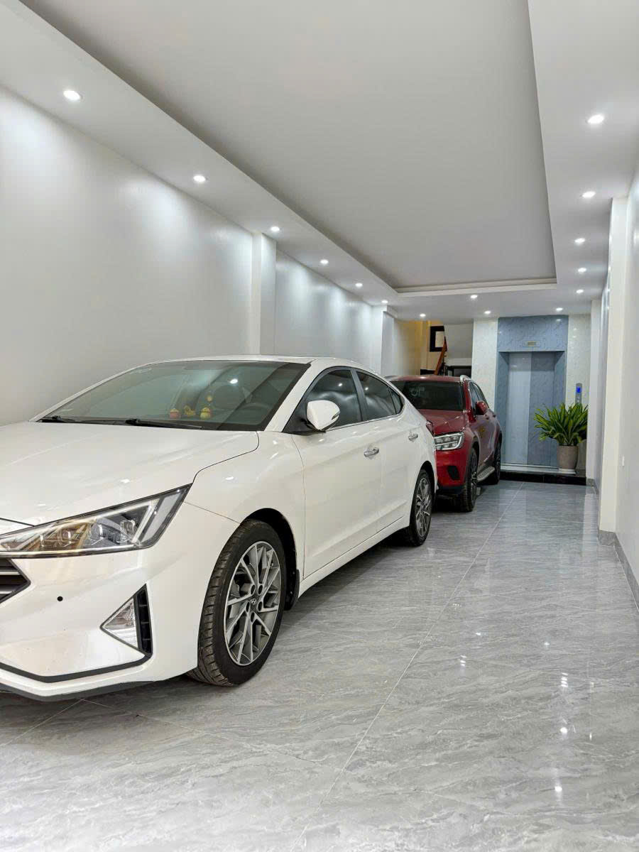  Bán nhà Ngô Gia Tự 60m 6 tầng MT4m thang máy gara kinh doanh hơn 18 tỷ 