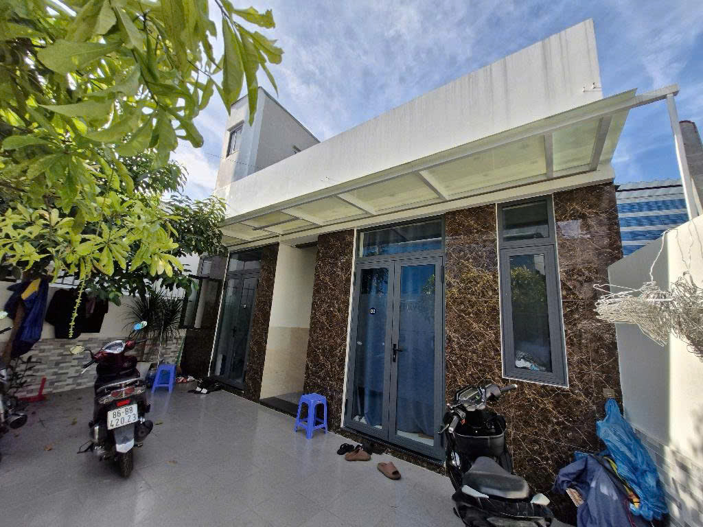  HIẾM NHÀ MỚI ĐẸP DT 179M2, NGAY HOÀNG DIỆU 2 , F LINH CHIỂU 