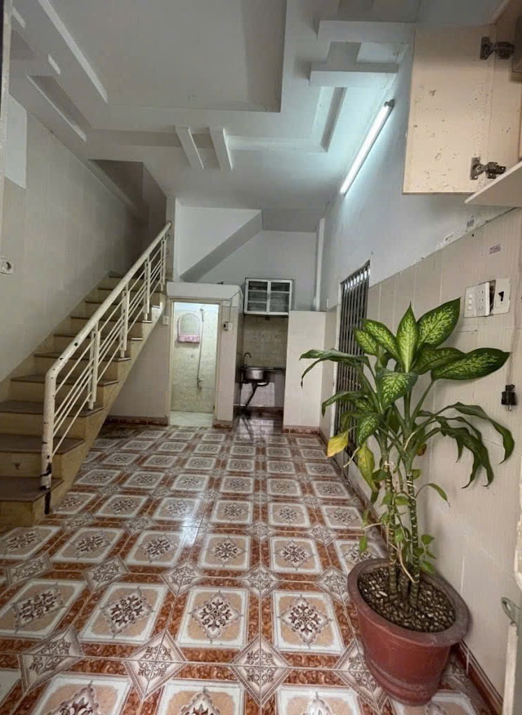  Nhà Đặng Văn Ngữ - QUẬN PHÚ NHUẬN – 3.4 x 12 m Vuông vức (42 m2) – 6.8 tỷ 