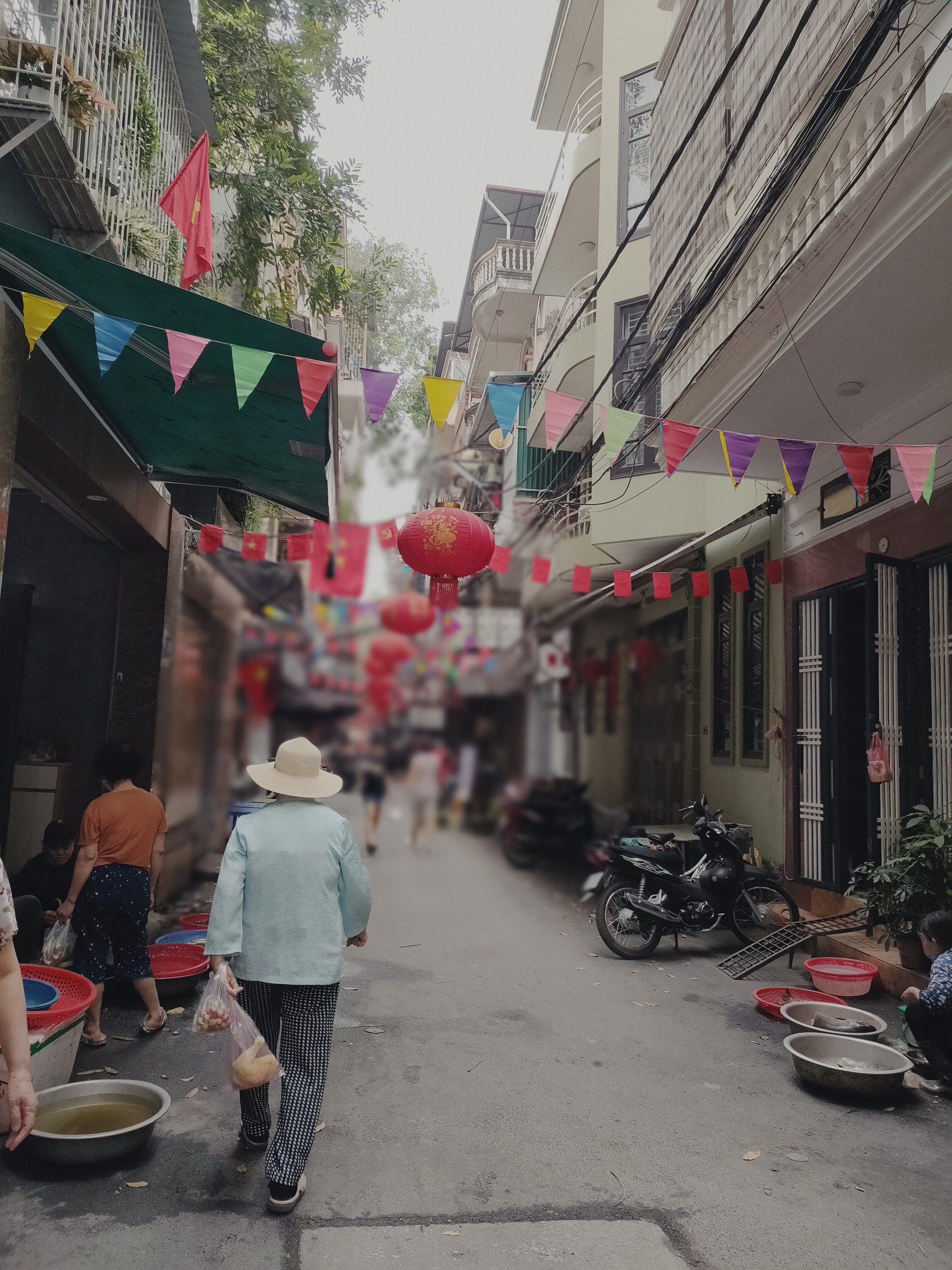  Bán gấp giá rẻ căn hộ Tôn Thất Tùng 38m, tầng 1, mặt tiền 6m, 1.8 Tỷ Đống Đa. 