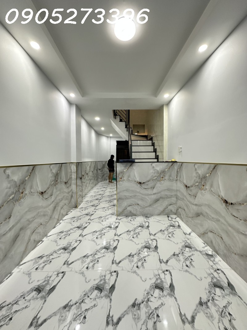  HIẾM BÌNH THẠNH - XE HƠI TỚI NHÀ - SÁT MẶT TIỀN - 33M2  SỔ ĐẸP-  2 TẦNG - CHỈ 4.65 TỶ 