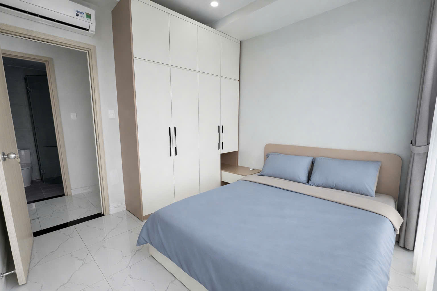  CĂN HỘ CHUNG CƯ 96M2 VỊ TRÍ VÀNG TẠI QUẬN 7 GIÁ CHƯA ĐẾN 7.2 TỶ SỔ HỒNG CHÍNH CHỦ PHÙ HỢP GIA ĐÌNH TRẺ 