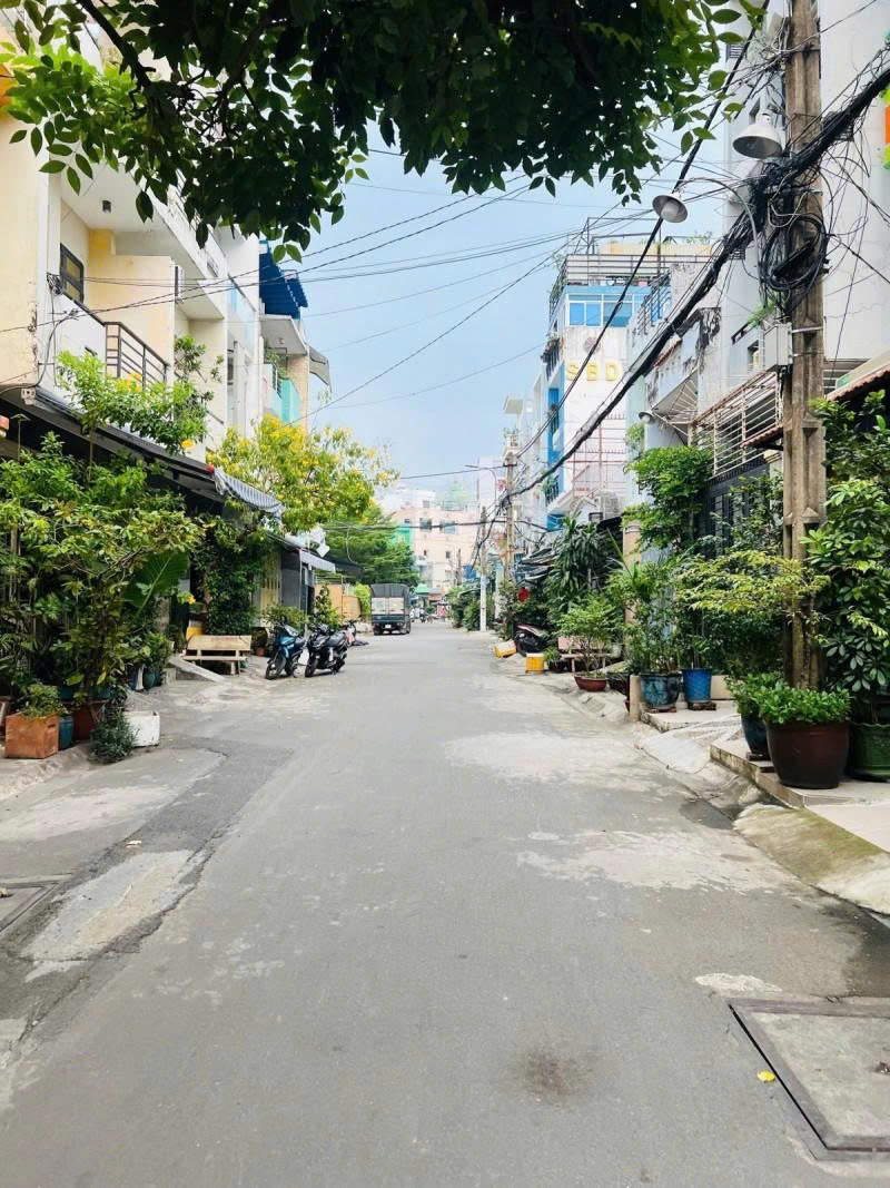  Bán nhà Mặt tiền Nội bộ Cư Xá Phú Lâm B- Bà Hom, 6,5x18m - 3 Tầng, 1 đời chủ, 12,9 tỷ. 