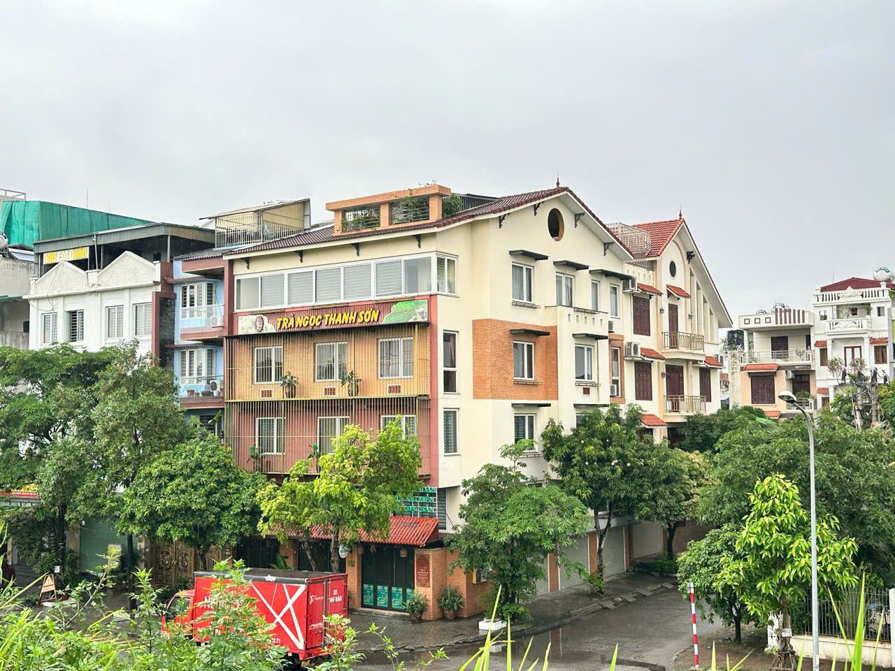  Bán biệt thự căn góc 541 Đường Bát Khối, Phường Thạch Bàn, Long Biên, Hà Nội 