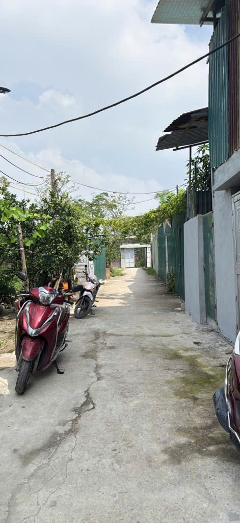  Chính chủ cần bán nhanh nhà mới xây 2 tầng, 3 p. ngủ  - Giá tốt tại Siêu Quần - Đại Thanh 