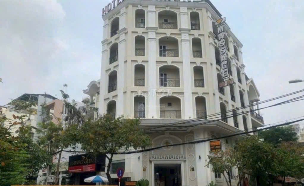  ???? DIAMOND HOTEL – GÓC 2 MẶT TIỀN TÂN QUY ???? 