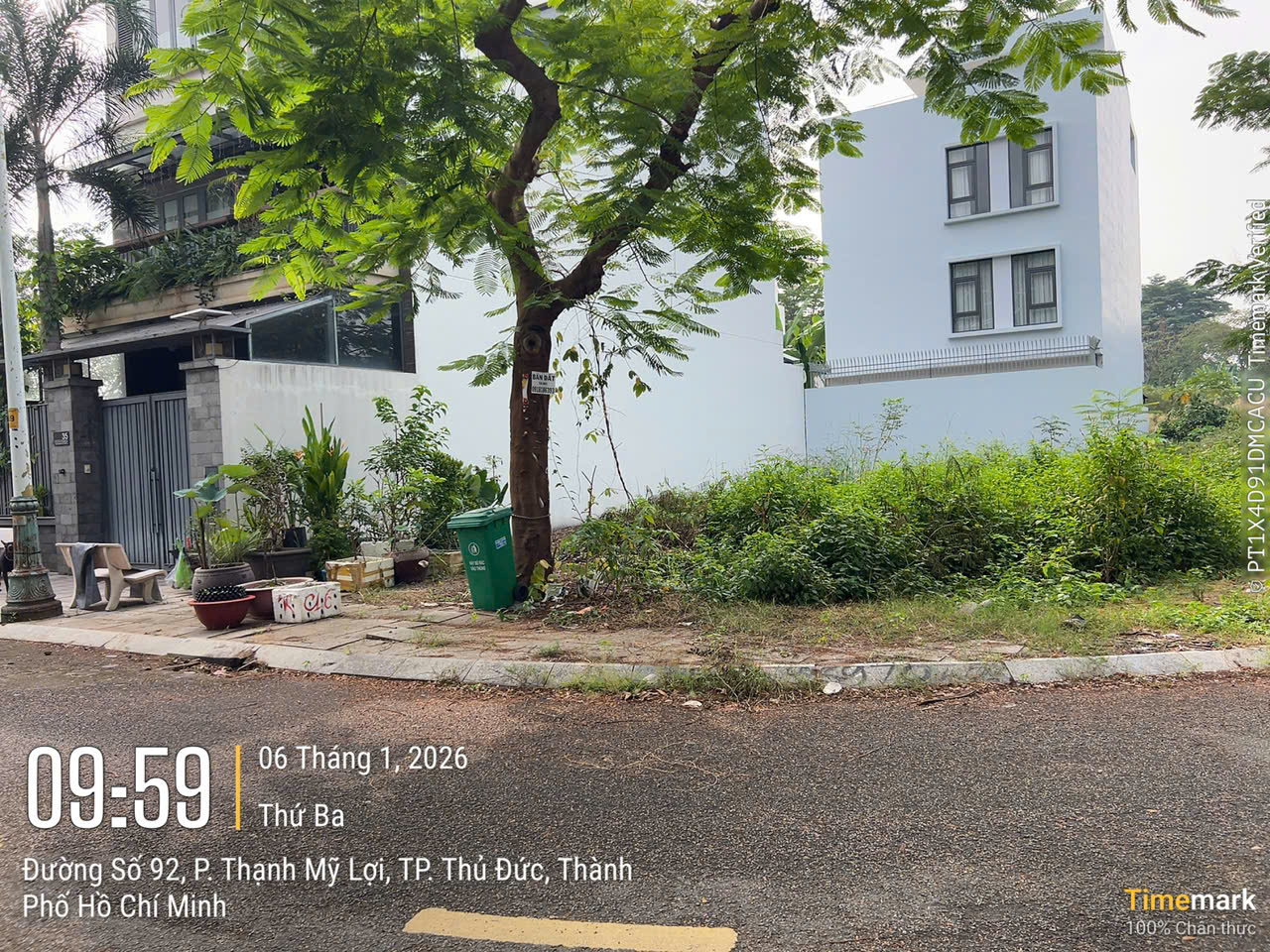  Bán gấp nền biệt thự góc 2 mặt tiền khu Villa Thủ Thiêm, diện tích 275.6m2, đối diện công viên, giá 265tr 