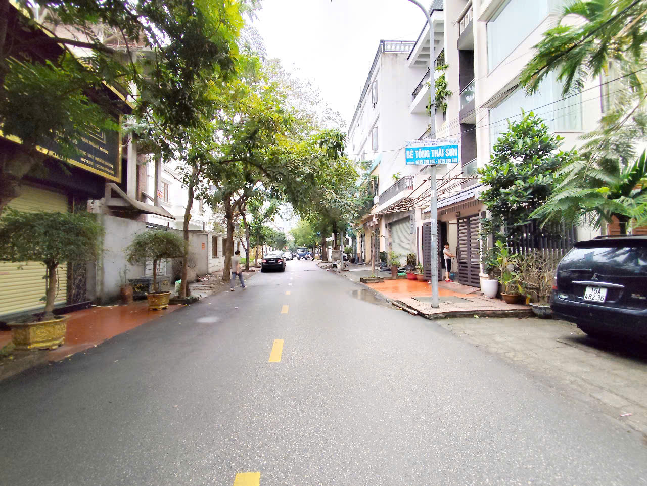  Bán nhà mặt đường Hoàng Ngọc Phách - 93m 2 tầng - giá 8.9 tỉ 