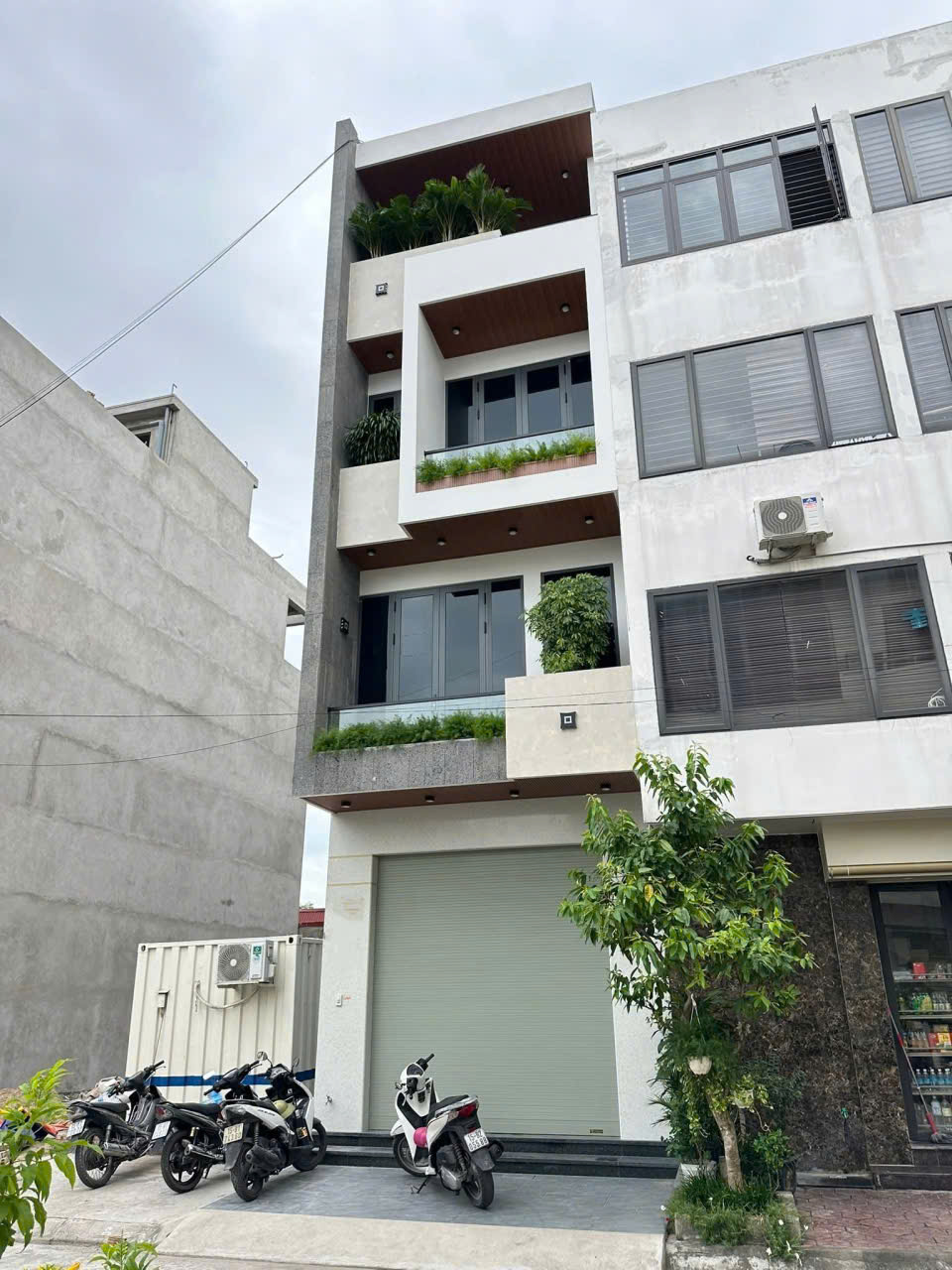  Bán nhà phân lô Vĩnh Niệm đẹp lung linh - 68m 4 tầng, thang máy- giá 8.99 tỉ 