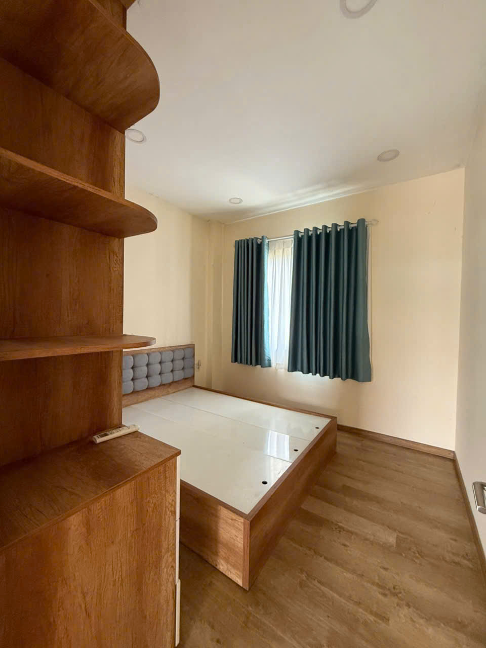  CHO THUÊ NHÀ MỚI – NỘI THẤT CAO CẤP RIO VISTA  QUẬN 9 