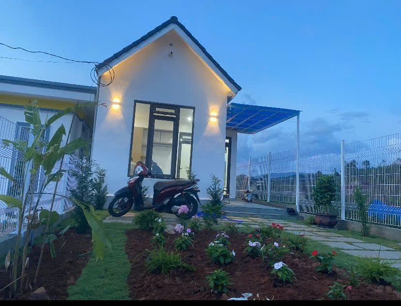  Chính Chủ Bán Nhà Mặt Đường Bê Tông Khu Dân Cư Mới Làng Châu Âu HT86. Nội thất đầy đủ 