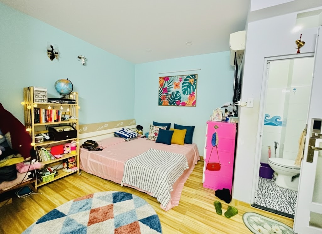  Nhà Lê Văn Sỹ - QUẬN 3 - 4.4 x 9 m (38 m2) - 5 Tầng - 5.5 tỷ 