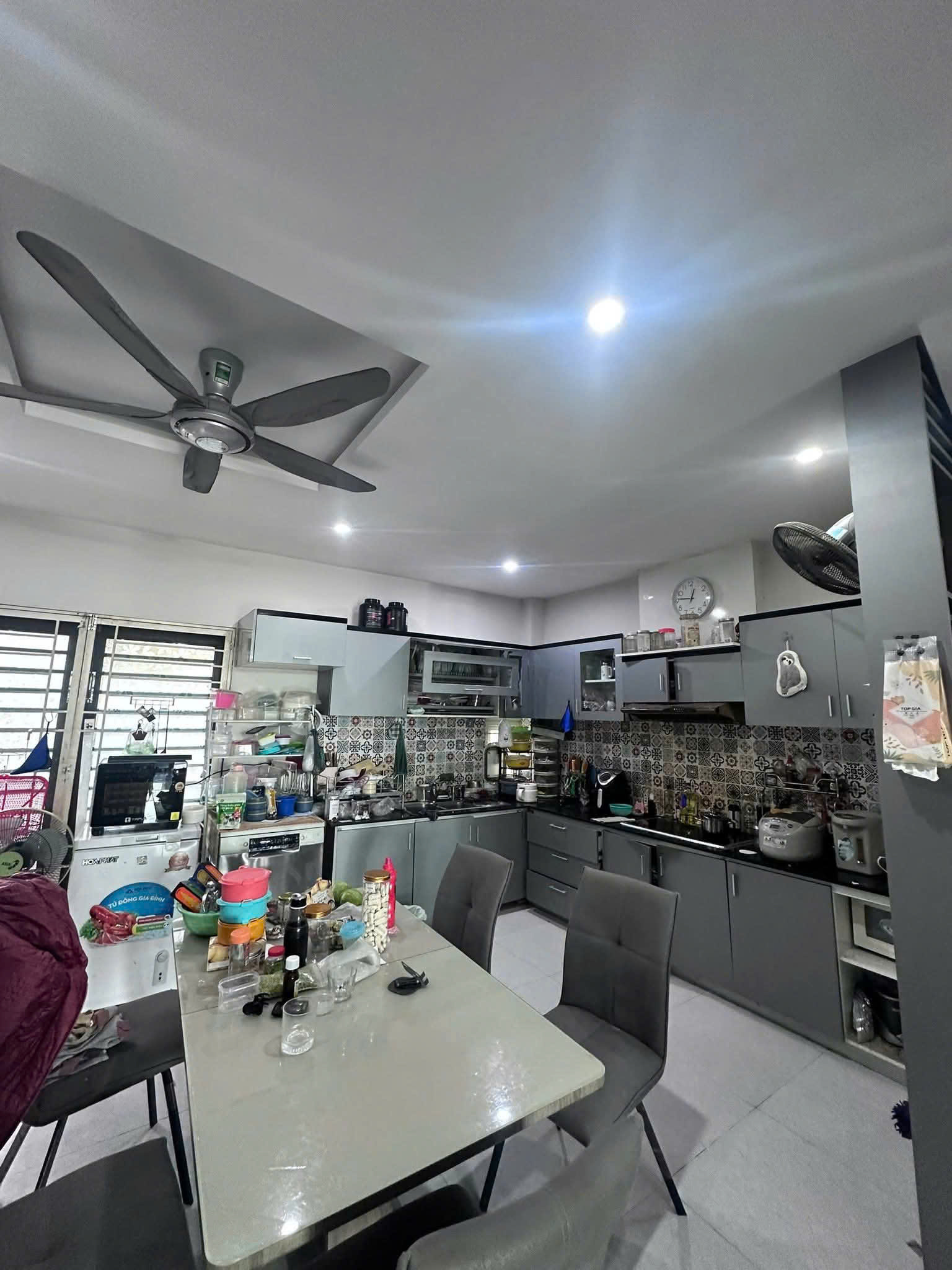  ????????NHÀ 3 TẦNG ĐƯỜNG ĐẶNG HUY TÁ – THÔNG LÝ THÁI TÔNG 