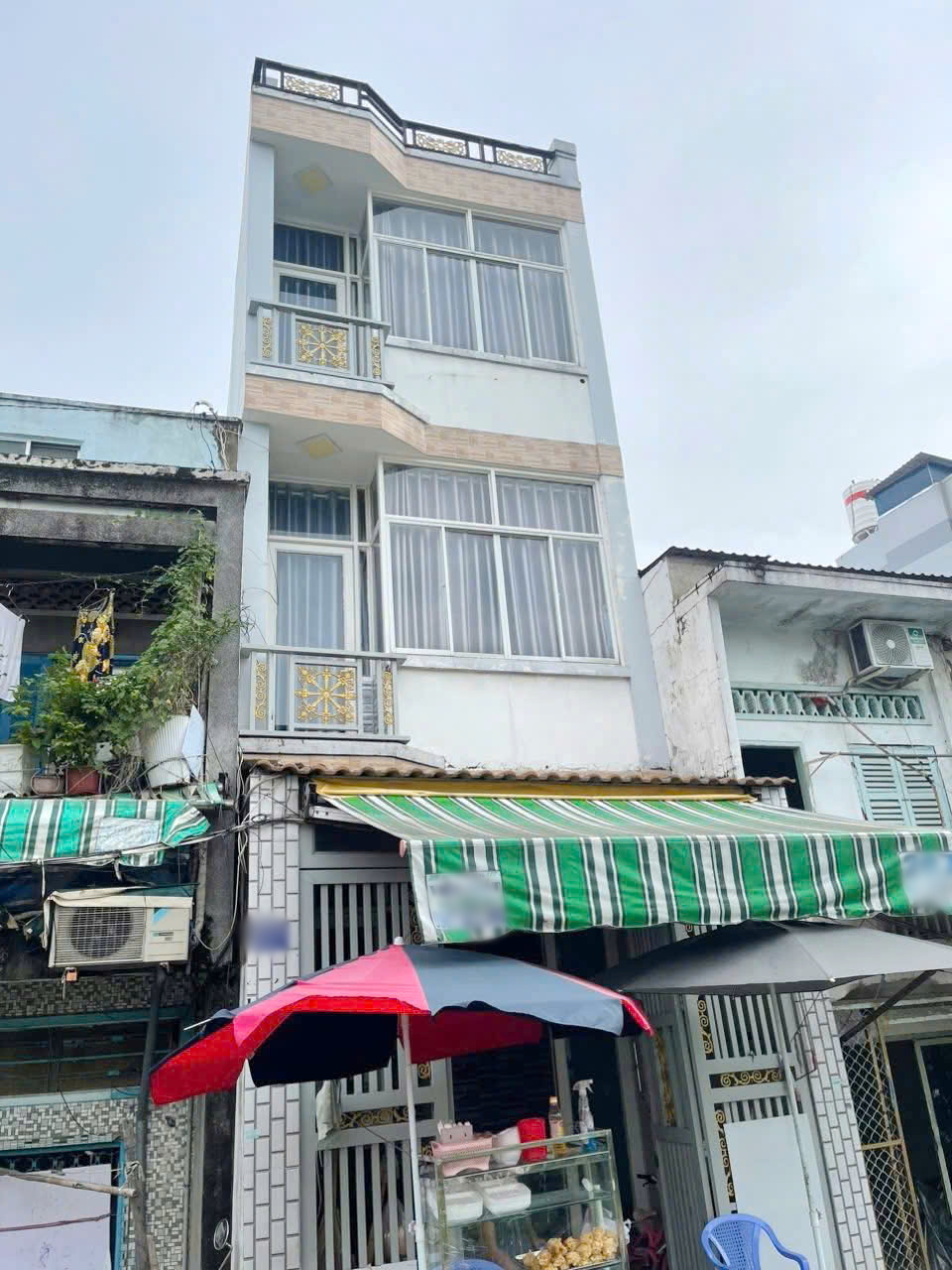  Nhà 4 tầng mặt tiền đường Ụ Cây P10 Q8. Giá: 4.55 tỷ 