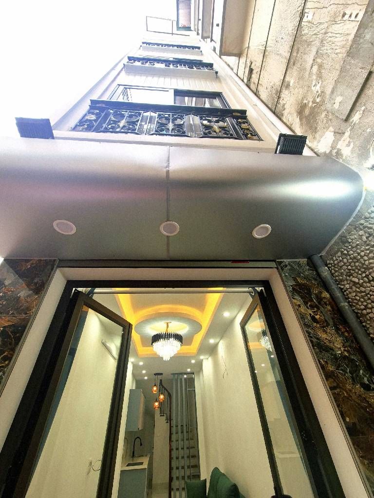  Bán nhà Tôn Thất Tùng, Đống Đa, xây  mới full nội thất, gần ô tô, 32m2, 7.15 tỷ 