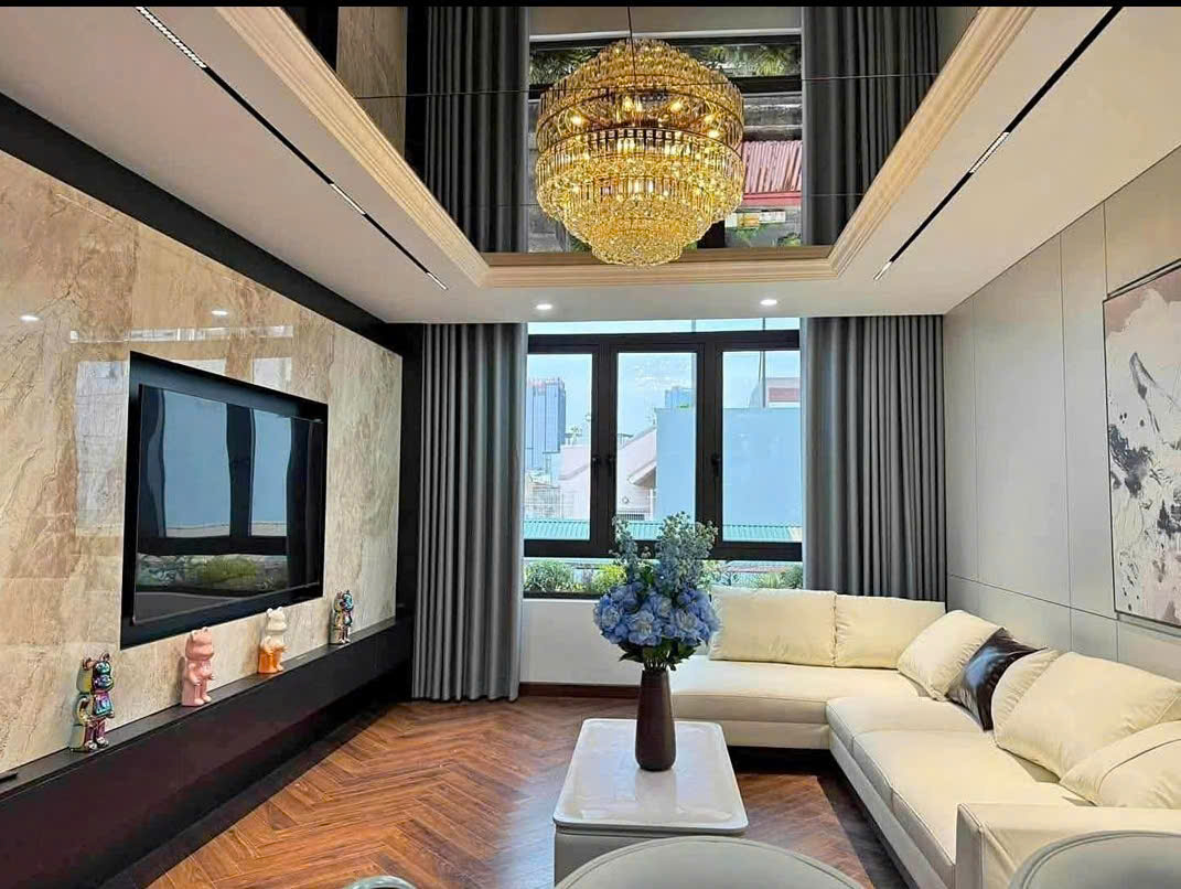  **NHÀ TRƯỜNG CHINH – 48M² – 5 TẦNG
5M RA NGÕ Ô TÔ – MT RỘNG – KINH DOANH ĐỈNH – 11.2 TỶ 