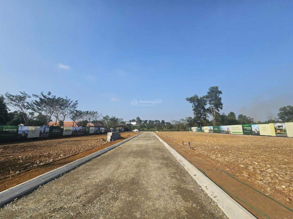  Giá chỉ 3 tỷ, đất đô thị Hòa Lạc view hồ, gần QL21, diện tích 102m², mặt tiền 6m 