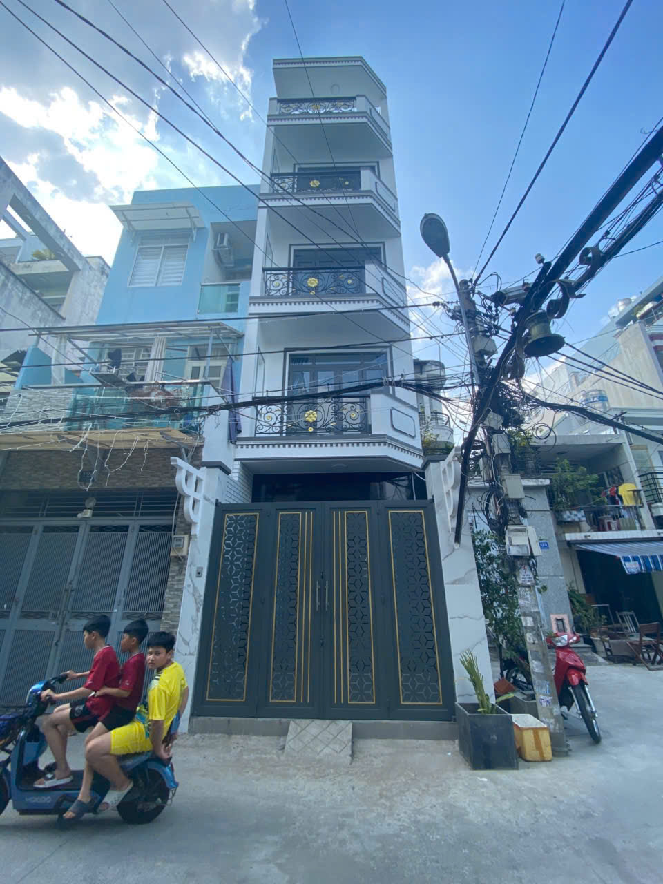  CHÍNH CHỦ BÁN NHÀ MỚI 100% – THANG MÁY – TRUNG TÂM BÌNH THẠNH, TPHCM 