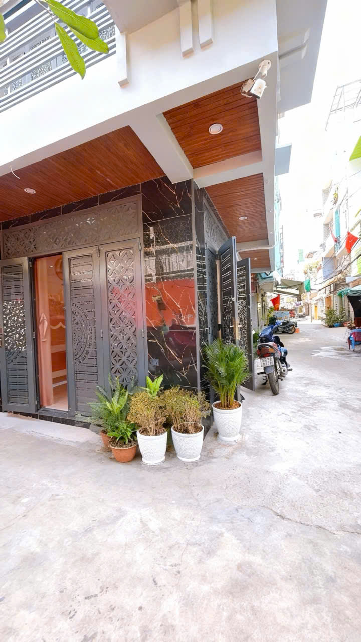  bán nhà Mặt Tiền  ĐƯỜNG SỐ kinh doanh Q4 
TÂN VĨNH có 6 tỷ đúc bê tông nhà đẹp 