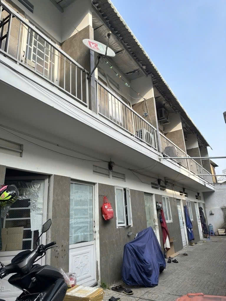  CHỦ NGỘP BÁN  NHÀ DT KHỦNG  140M2
NGAY GA METRO-  NGÃ 4 BÌNH THÁI - P TRƯỜNG THỌ 