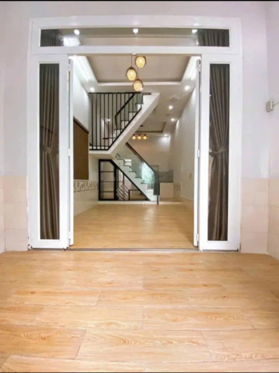  85. Nhà 5 triệu 2 phòng ngủ gần công viên Lưu Hữu Phước 