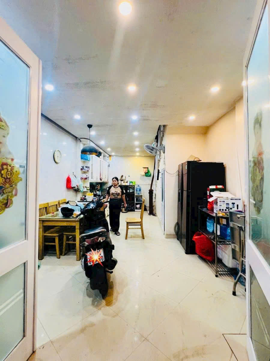  8 tỷ nhỉnh - Nhà Thái Hà, Đống Đa - Ngõ thông - Gần phố - Oto đỗ gần - 3 thoáng - Nhà mới ở ngay 