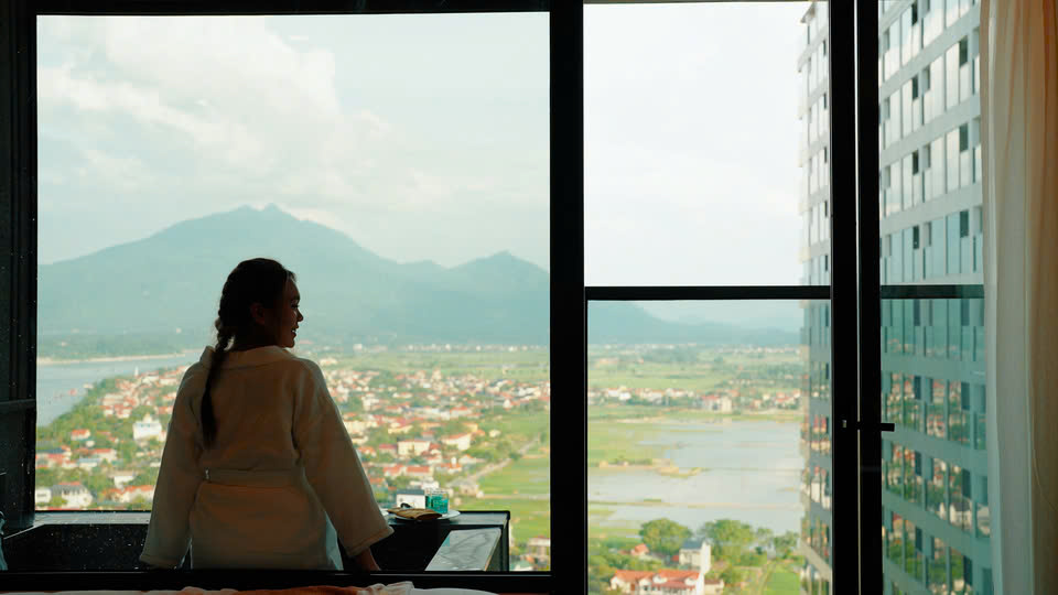  2 tỷ – Chính chủ bán căn condotel tầng 12 tòa Q - Wyndham Thanh Thủy -  full nội thất 