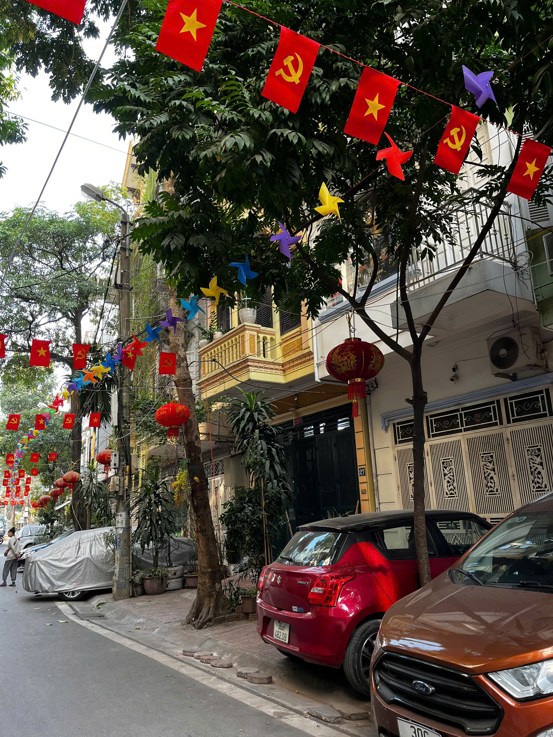  Giá quá tốt, bán nhà Vĩnh Phúc, phân lô ô tô tránh, 6 tầng, 95m chỉ 32 tỷ 