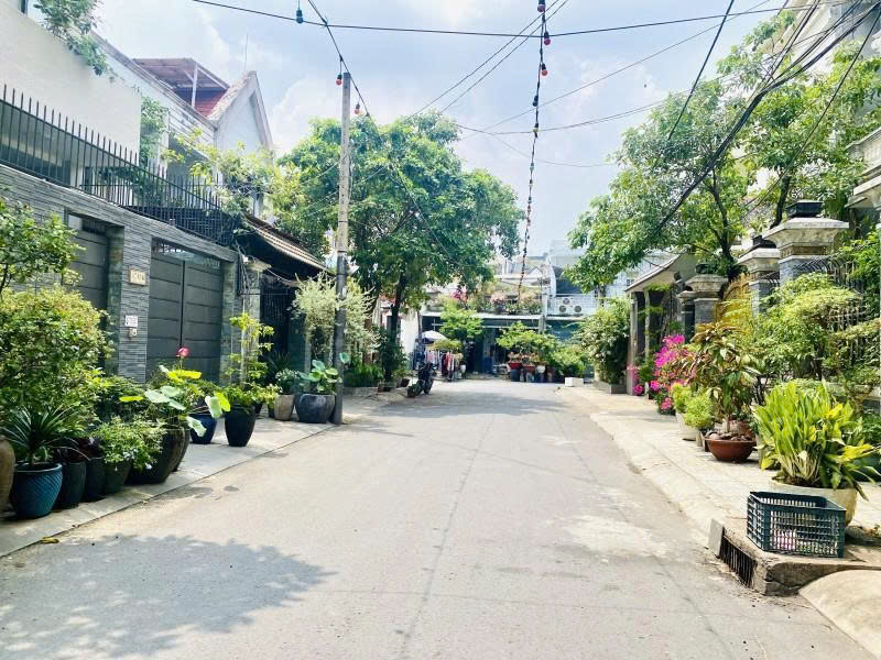  Bán nhà Biệt thự  Hẻm 8m Lê Văn Thọ - gần CV Làng Hoa, 12x17m, 5 Tầng, 6PN, 30,9 tỷ. 