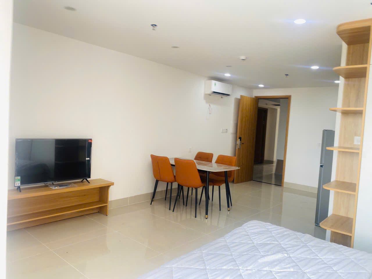  TRỐNG SẴN CĂN HỘ MỚI 100% – NỘI THẤT CAO CẤP – BAN CÔNG THOÁNG MÁT - ĐÀ NẴNG 