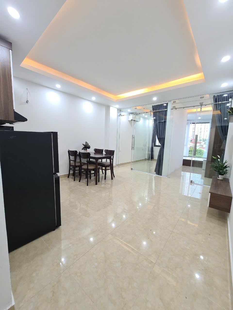  Cho Thuê 2 ngủ 43m đẹp thoáng sáng tại Trịnh Đình Cửu, Thanh Xuân 