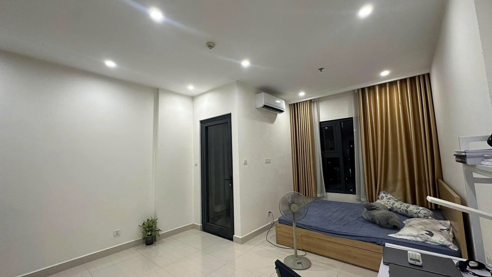  CHO THUÊ CĂN HỘ VINHOMES SMART CITY  - TÒA S303 GIÁ CHỈ 6TR500K/ THÁNG 