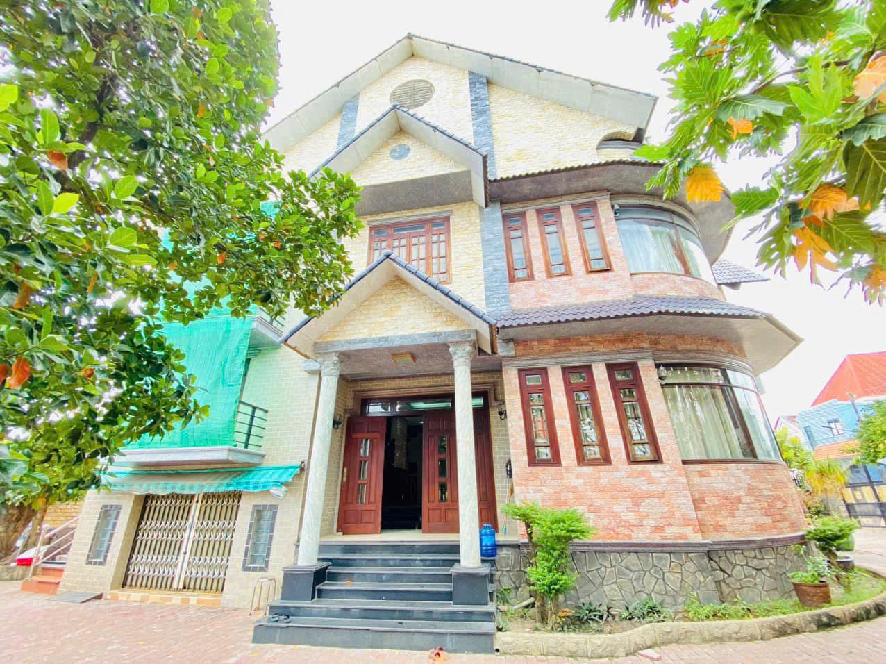  CHÍNH CHỦ CHO THUÊ BIỆT THỰ SÂN VƯỜN – QUỐC LỘ 51, LONG THÀNH,ĐỒNG NAI-  GẦN KHU VỰC SÂN BAY LONG THÀNH 