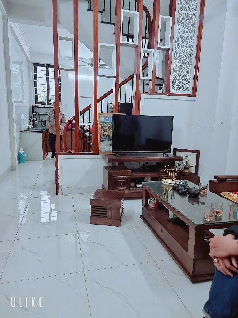  BÁN NHÀ GIA QUẤT LONG BIÊN, OTO ĐỖ CỔNG,DÂN XÂY,NGÕ NÔNG,NỞ HẬU,58M NHỈNH 9 TỶ 