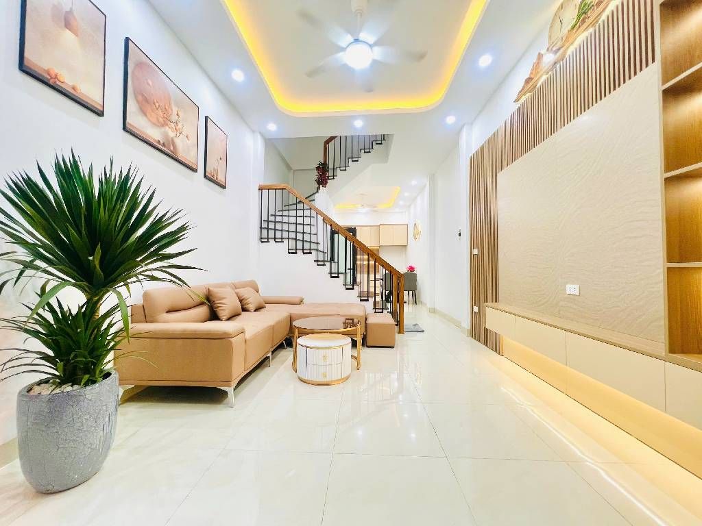  Bán nhà Khương Hạ, Thanh Xuân, Phân lô, Ô tô qua, Kinh doanh, 40m2, 13.68 tỷ 