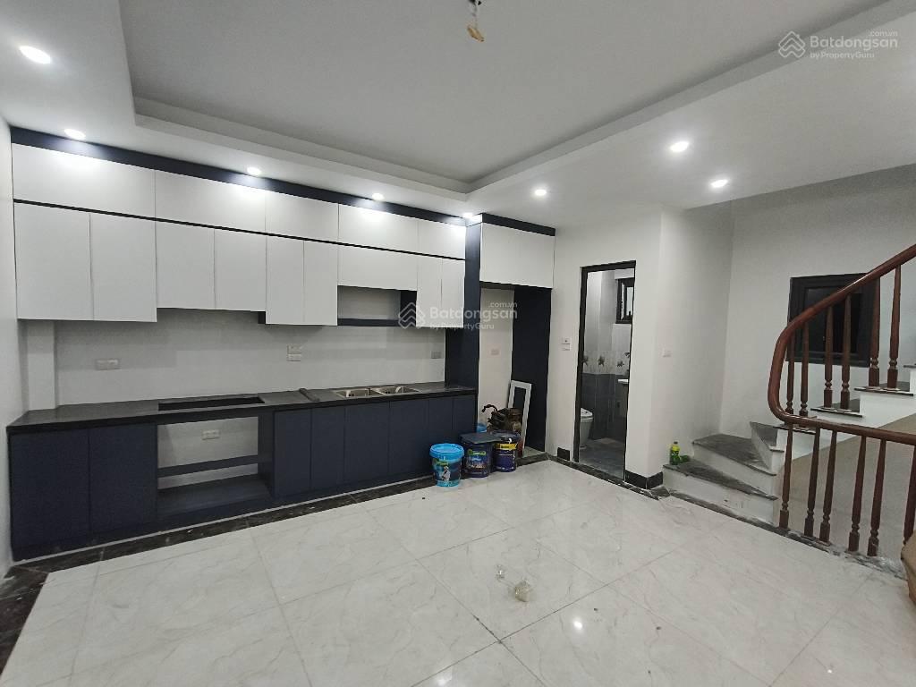  Bán nhà mặt phố Chùa Quỳnh 5 tầng gara ô tô, nhỉnh 8 tỷ 