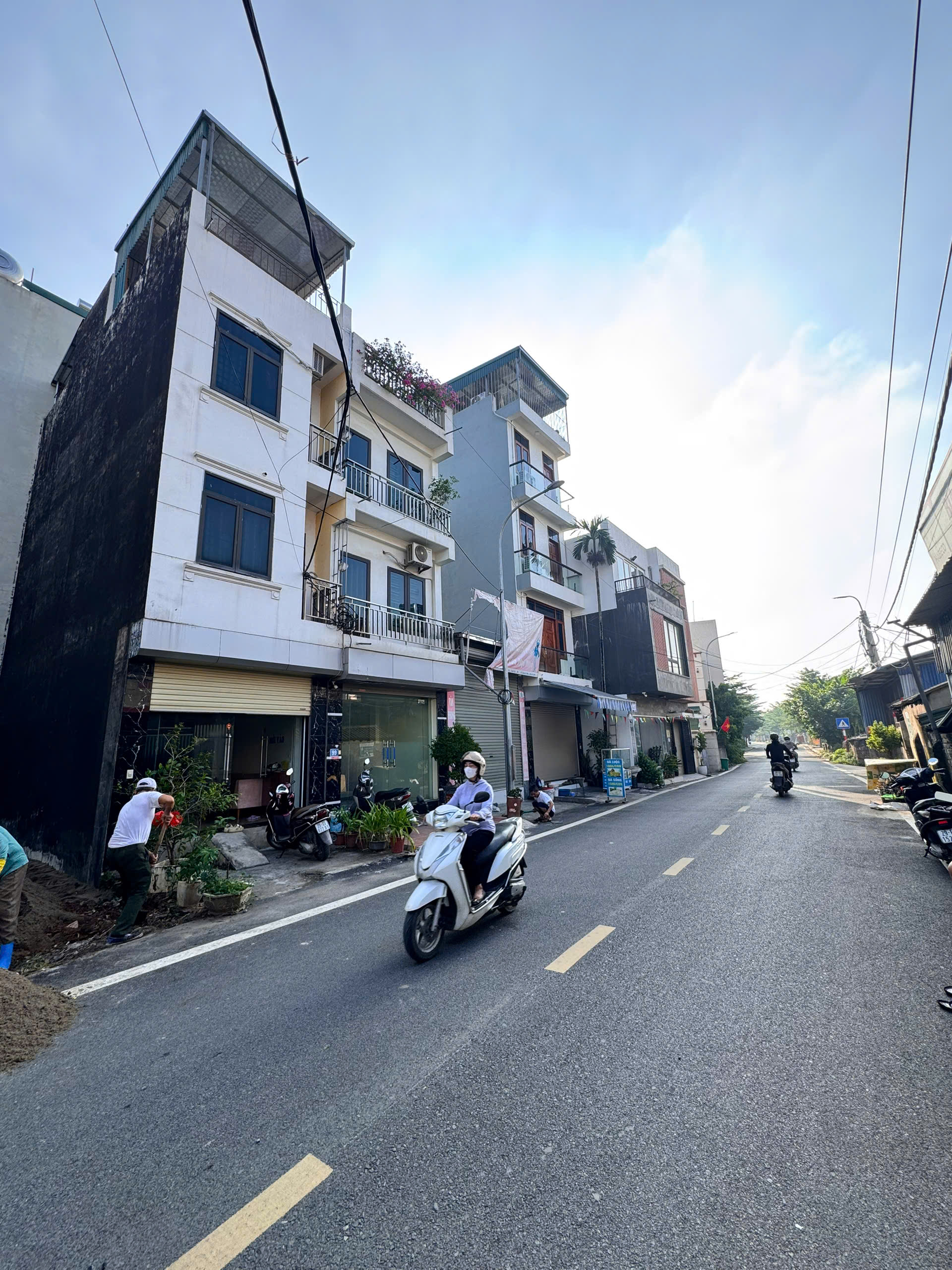  BÁN NHÀ 3 TẦNG  HOÀI ĐỨC - THÔNG TỨ TUNG - OTO TRÁNH CÁCH 30M - CHỈ 4.5 TỶ 