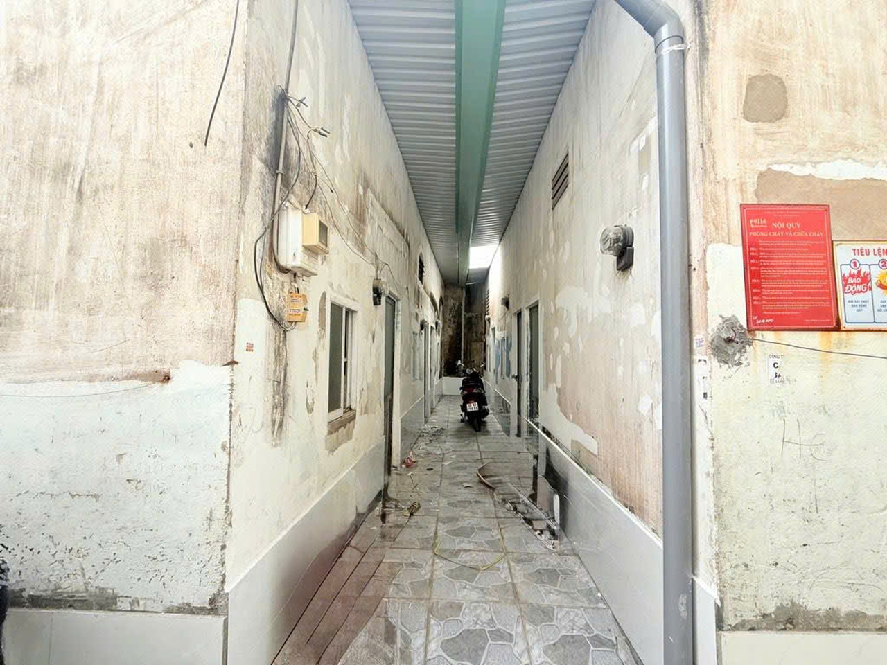  T2029 ???? nhà trọ 6P Thạnh Lộc 8 Q12, SHR, Vuông, 10x8.2m, 4.x tỷ 