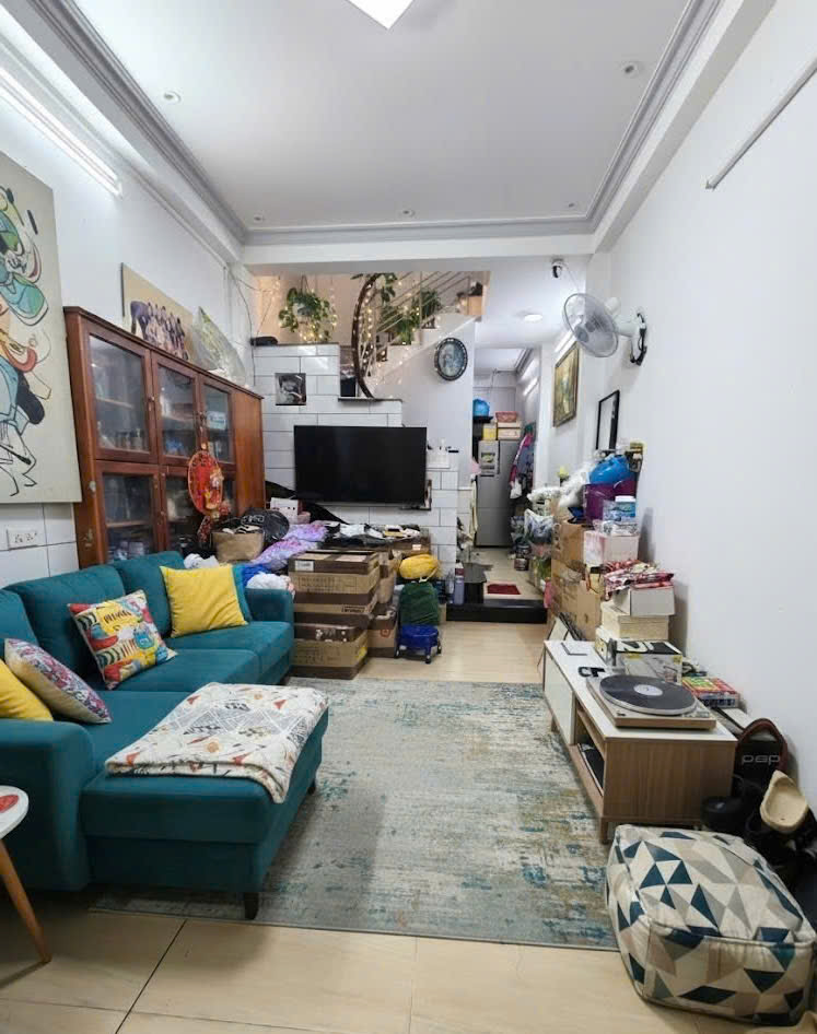  Nhà Lê Văn Sỹ - QUẬN TÂN BÌNH – 3.3 x 9 m Vuông vức - 3 Tầng - 4.5 tỷ 