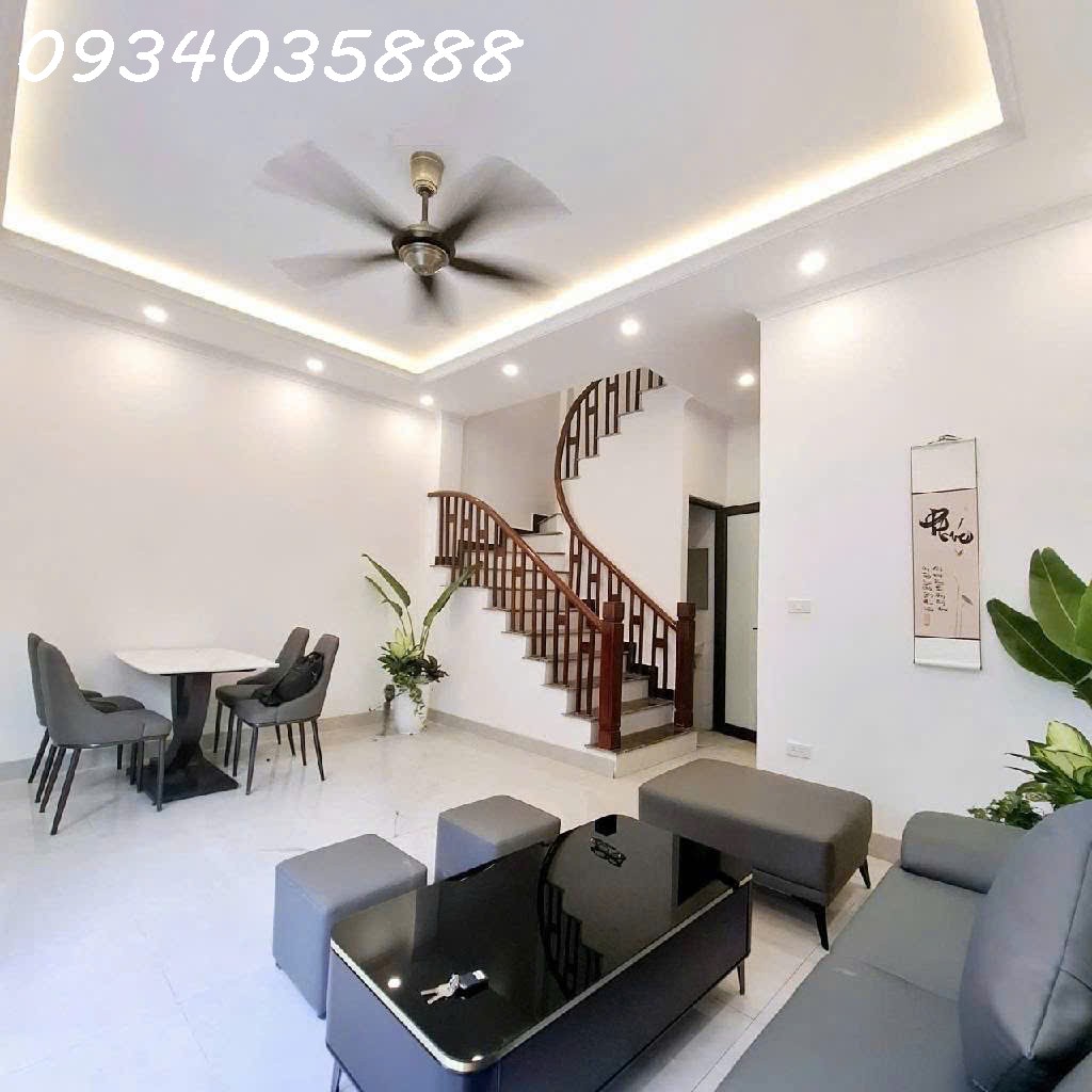  Bán nhà Nguyễn Văn Linh Thạch Bàn Long Biên, 45.6m², 5 tầng thang máy, giá 8.x tỷ 