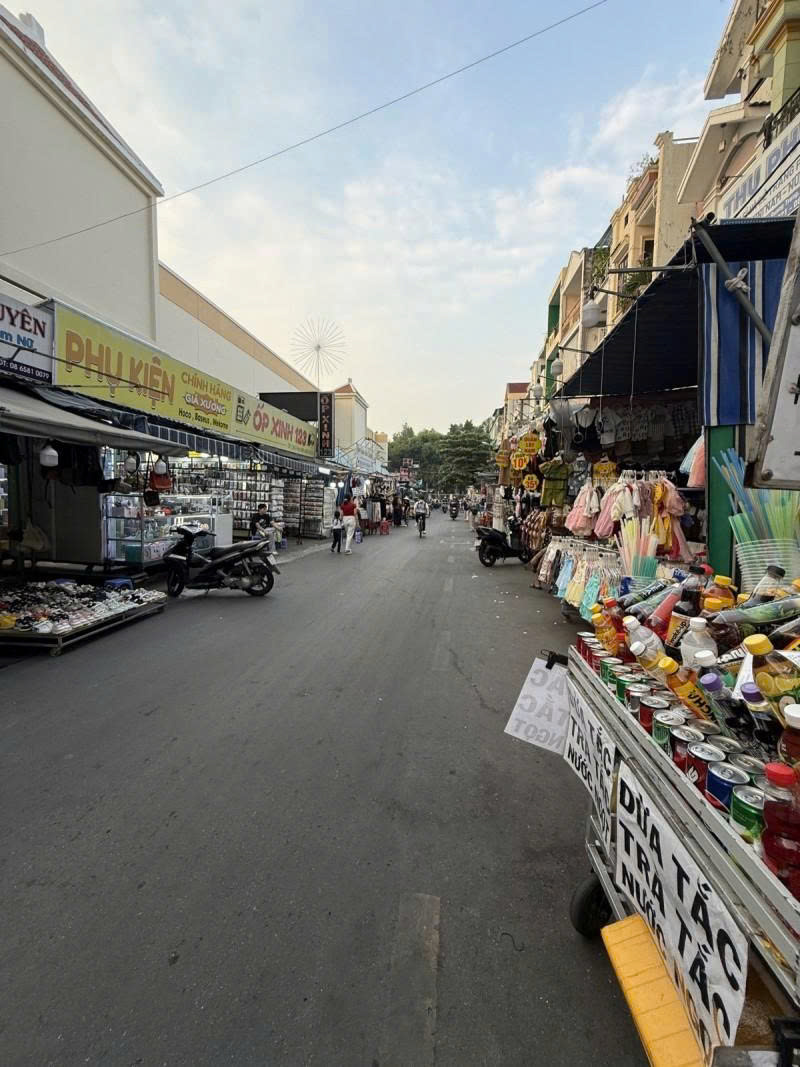  Bán nhà Mặt tiền hẻm 1/ hẻm 679 Quang Trung - Hạnh Thông Tây, 4x17m, 4T - 4PN, 14,8 tỷ. 