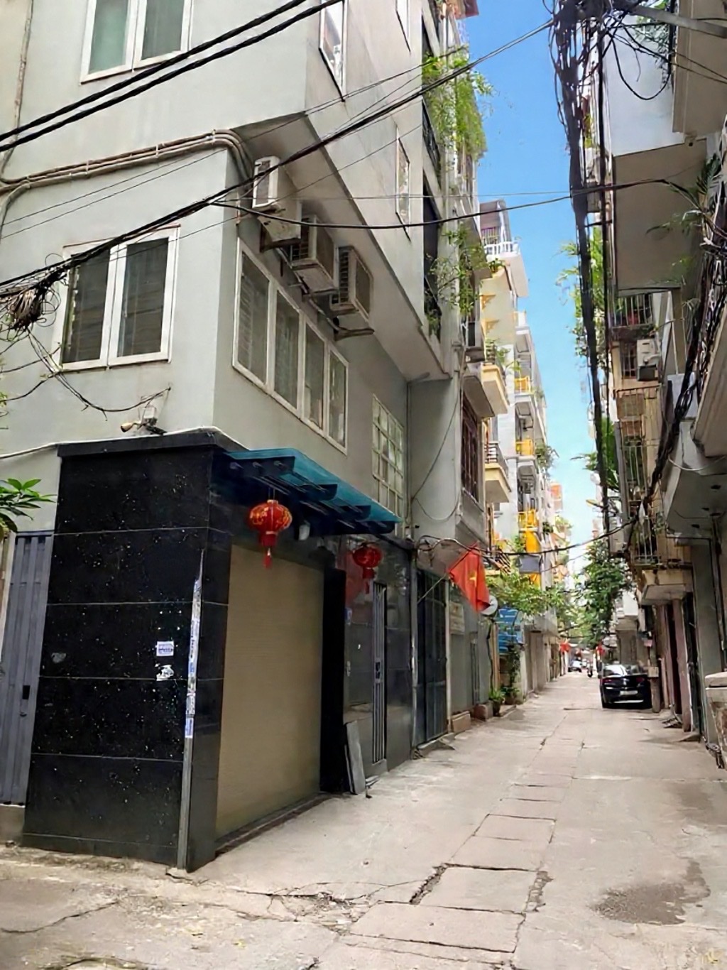  lạc long quân 35m x6 tầng 16,8 tỷ-ô tô tránh đỗ,ngõ thông,5p ra hồ tây 