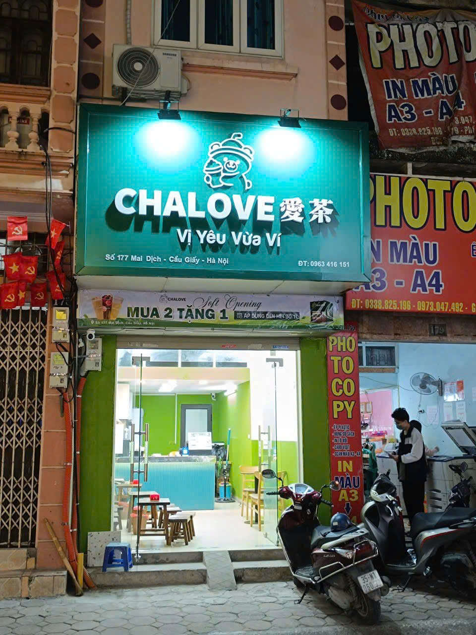  SANG NHƯỢNG GẤP CỬA HÀNG TRÀ SỮA TẠI MAI DỊCH 