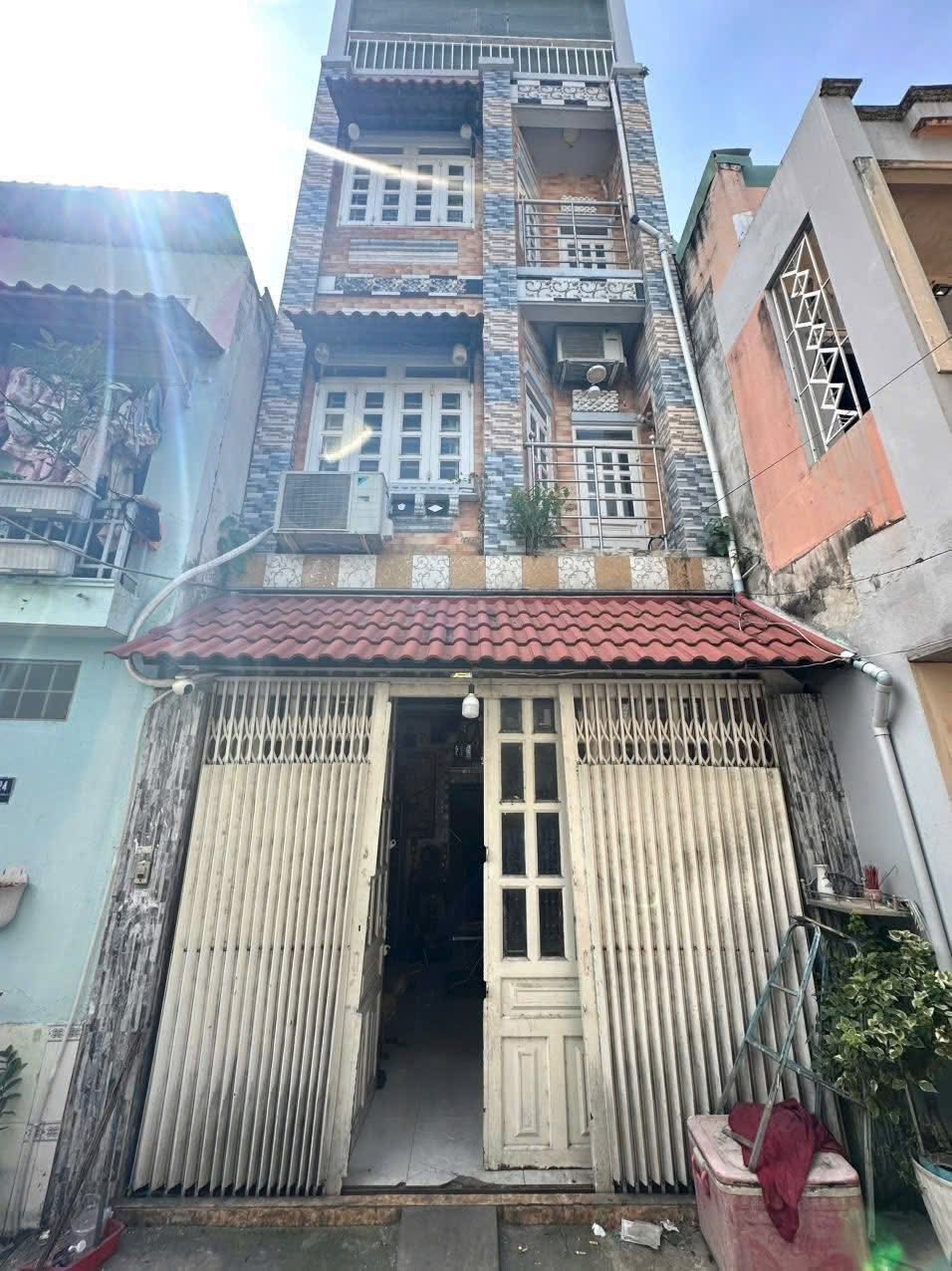  NHÀ ĐẸP ĐƯỜNG TRẦN XUÂN SOẠN P. TÂN HƯNG Q7 - NGANG 4.5M CỰC HIẾM - 4 TẦNG HOÀN CÔNG - CÁCH MT 20M 