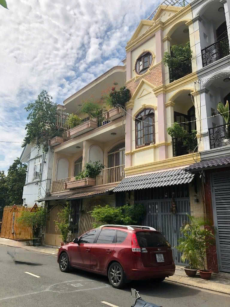  bán nhà mặt tiền kinh doanh 4 tấm có 14 tỷ Q7 