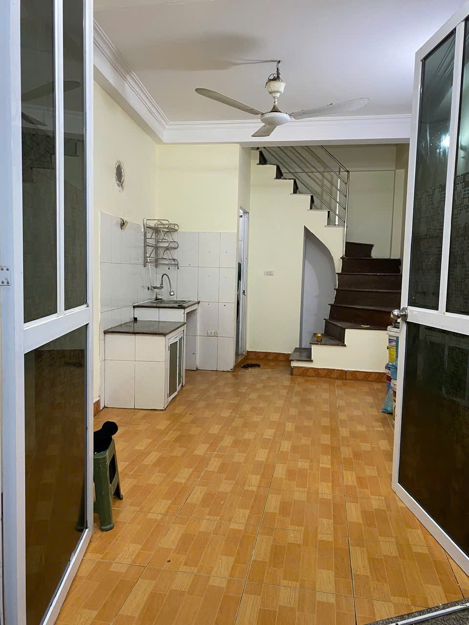  Chính chủ cần bán nhà, gần khu vực Times City, thích hợp đầu tư hoặc ở dài hạn 