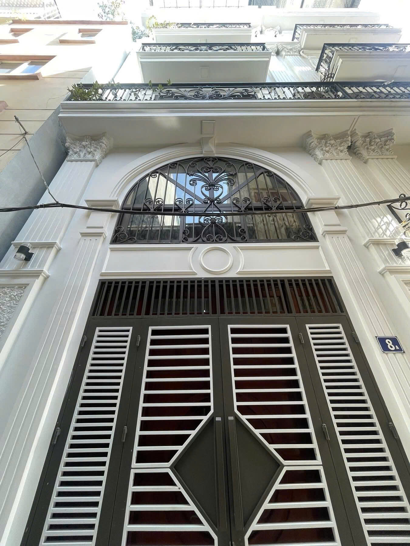  Nhà đẹp Thạch Bàn  DT 42m - MT 5m xây 6 tầng lầu  Tiện ích đều gần  Chỉ hơn 10 tỷ 