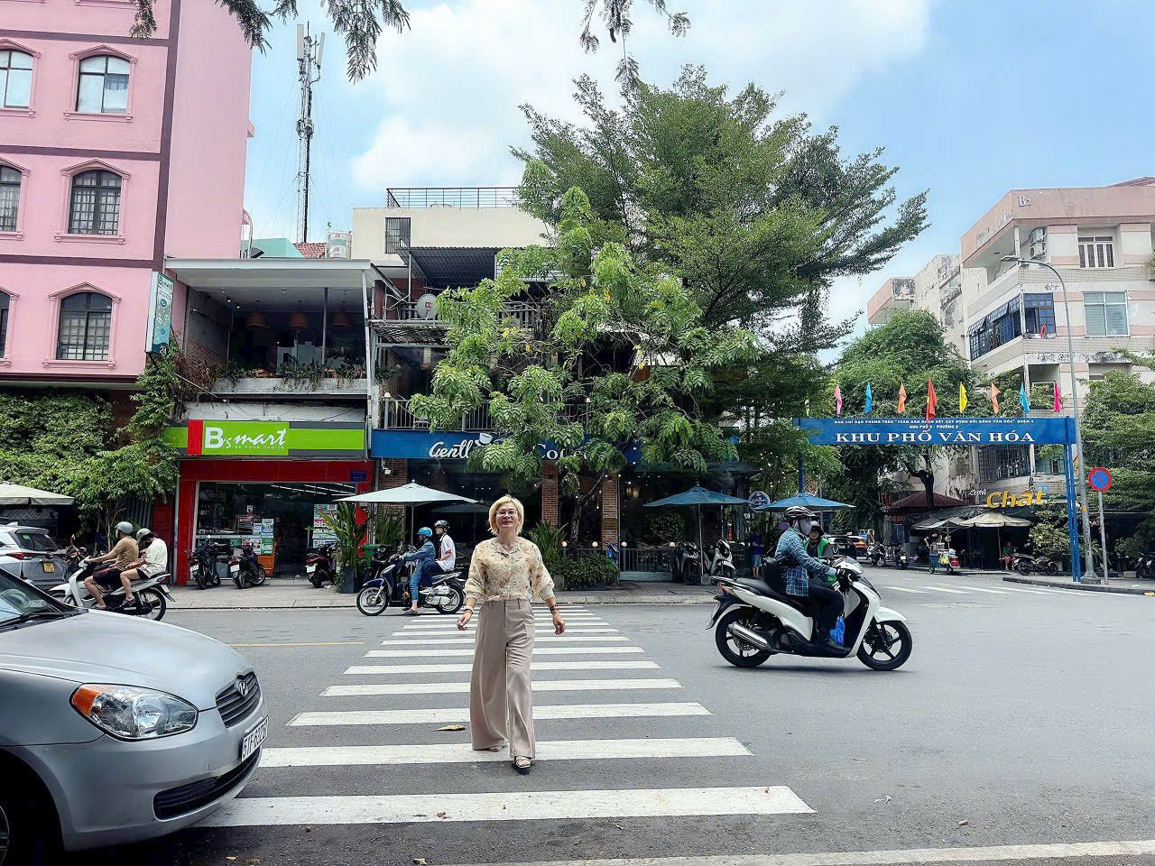  SẢN PHẨM ĐỘC TÔN CHÀO BÁN MẶT TIỀN Đ.KHÁNH HỘI, QUẬN 4 - DÒNG TIỀN ĐỀU 120TR/TH - NGANG HIẾM 14M*16M * LH GIANG GIANG: 093.86.76.685 